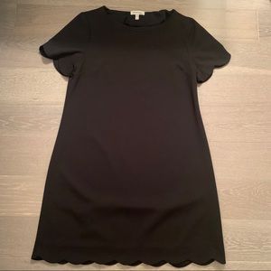 Monteau Black Scalloped Hem Shift Dress Size Large